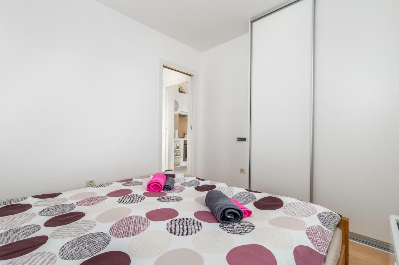 Apartma Maja With Free Private Parking And Lovely Sea View Terrace