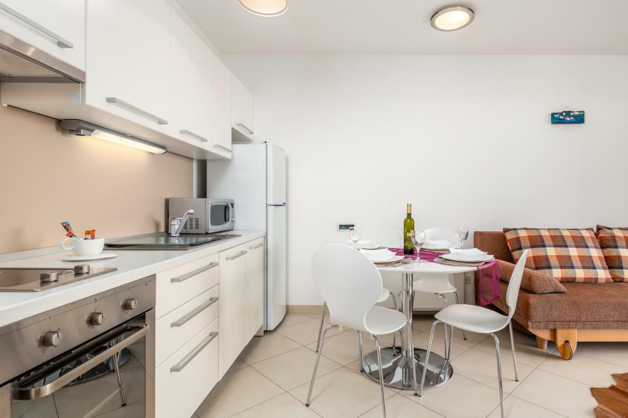 Apartma Maja With Free Private Parking And Lovely Sea View Terrace Opatija
